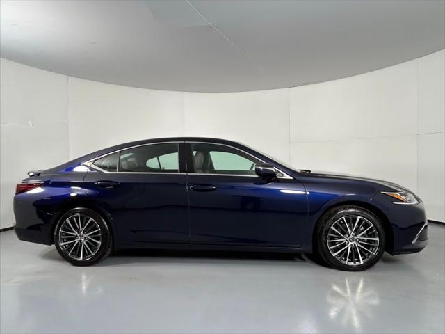 used 2022 Lexus ES 350 car, priced at $33,999