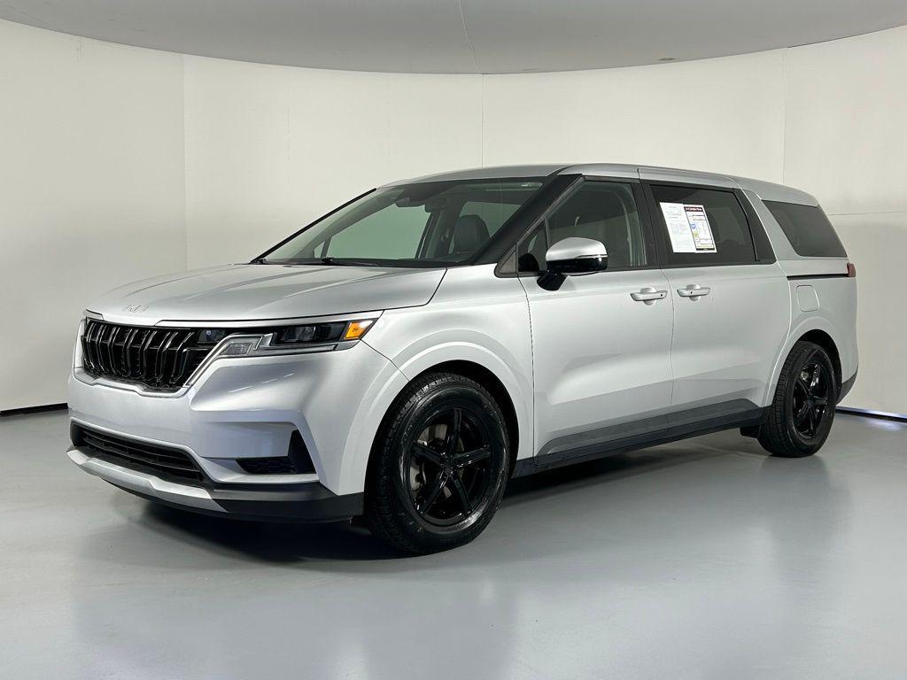 used 2022 Kia Carnival car, priced at $26,999