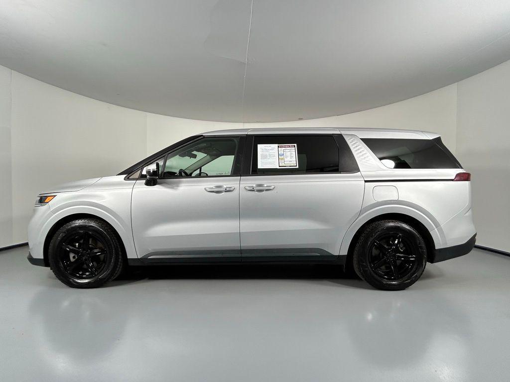 used 2022 Kia Carnival car, priced at $26,999