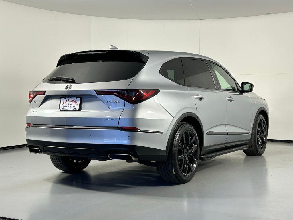 used 2023 Acura MDX car, priced at $39,999