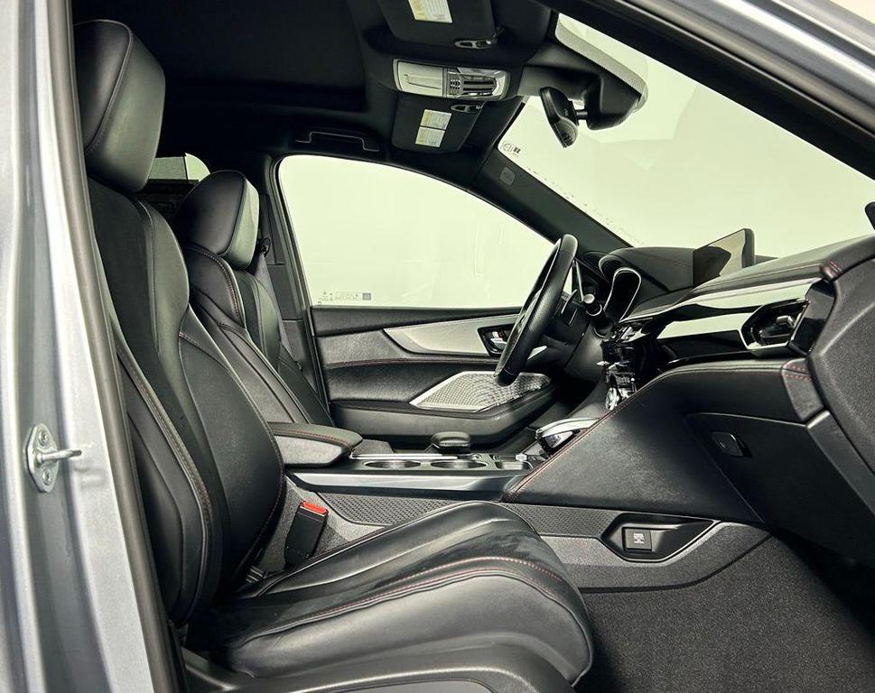 used 2023 Acura MDX car, priced at $39,999