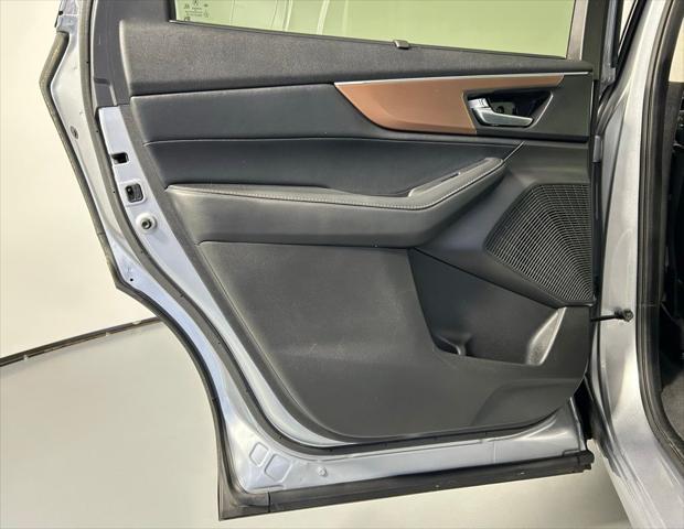 used 2022 Acura MDX car, priced at $38,999