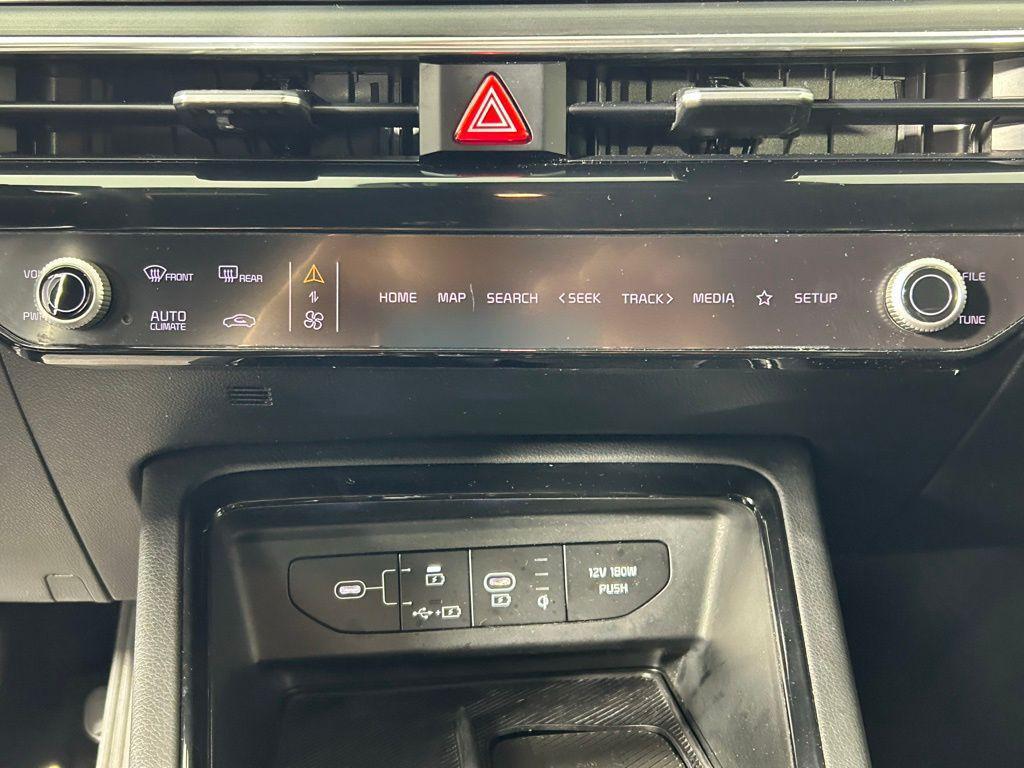 used 2025 Kia K5 car, priced at $25,999