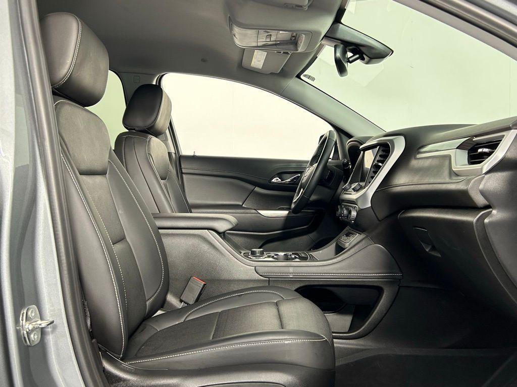 used 2023 GMC Acadia car, priced at $34,999