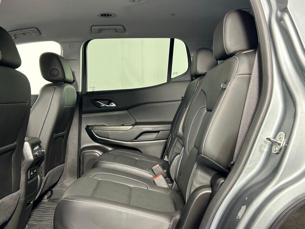 used 2023 GMC Acadia car, priced at $34,999