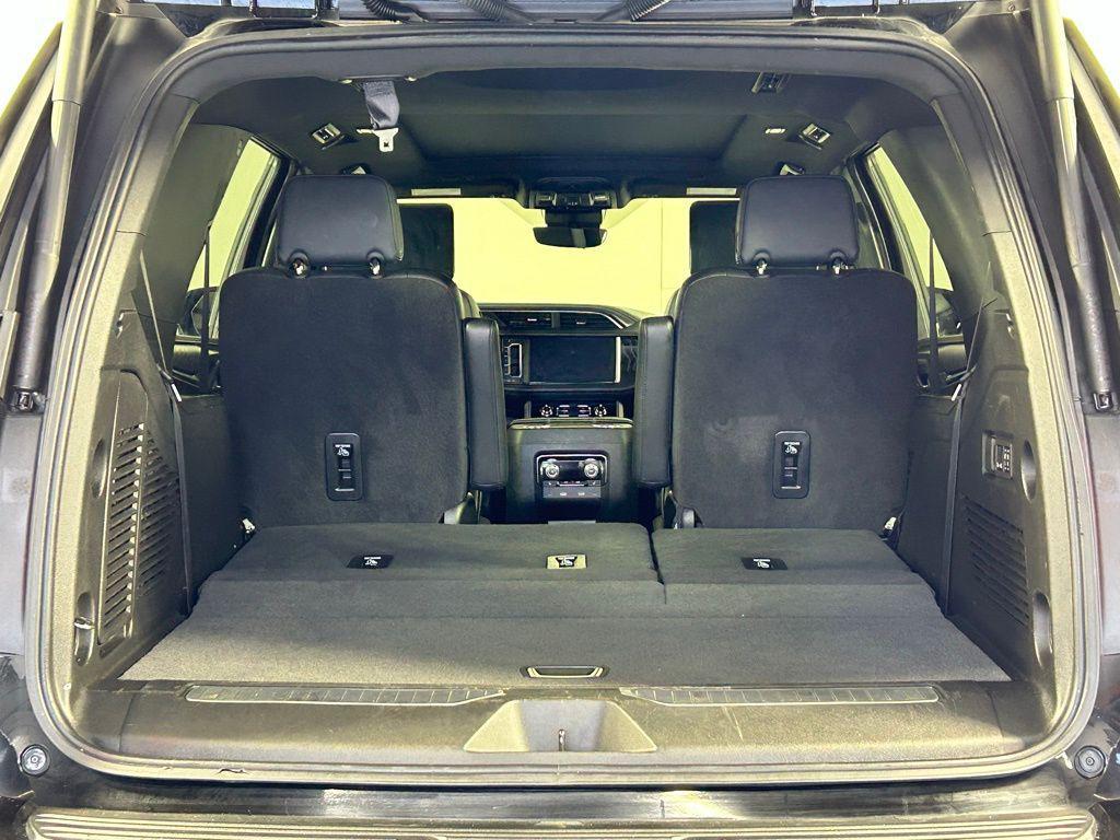 used 2024 GMC Yukon car, priced at $67,999