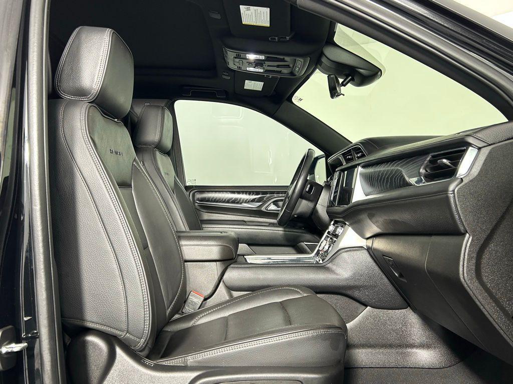 used 2024 GMC Yukon car, priced at $67,999