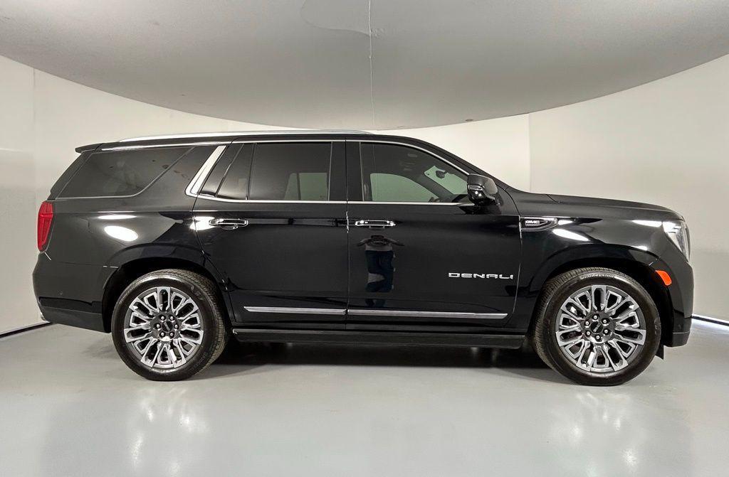 used 2024 GMC Yukon car, priced at $80,999