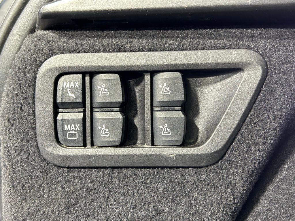 used 2025 BMW X7 car, priced at $60,999