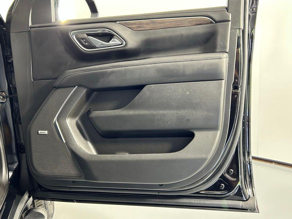used 2023 Chevrolet Suburban car, priced at $58,999