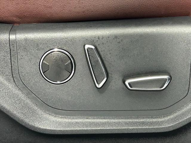 used 2023 Ford Expedition car, priced at $45,999