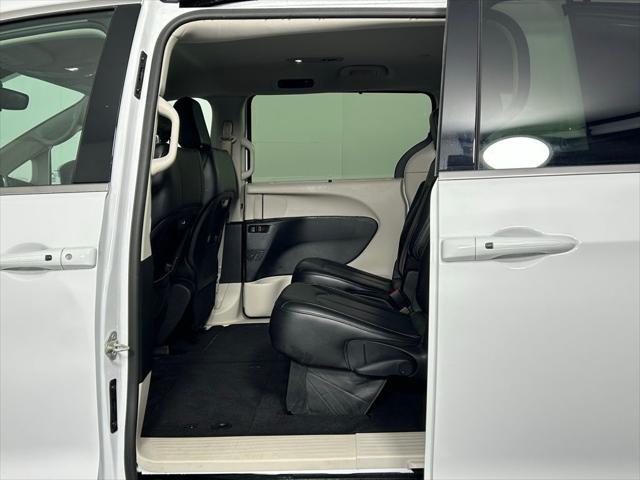 used 2023 Chrysler Pacifica car, priced at $26,500