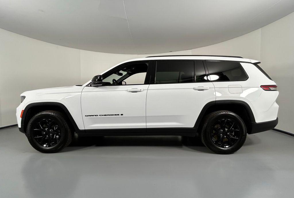 used 2024 Jeep Grand Cherokee L car, priced at $27,999