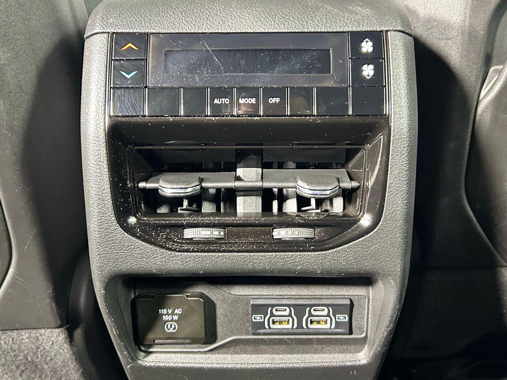used 2024 Jeep Grand Cherokee L car, priced at $27,999
