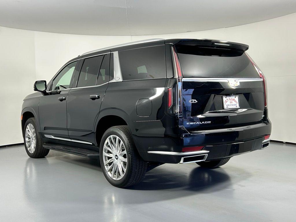 used 2024 Cadillac Escalade car, priced at $75,999