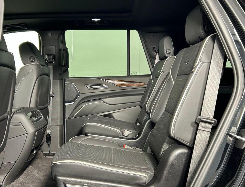 used 2024 Cadillac Escalade car, priced at $75,999