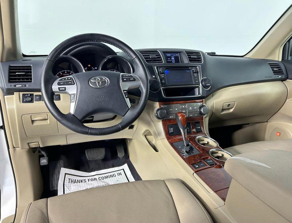 used 2013 Toyota Highlander car, priced at $15,999