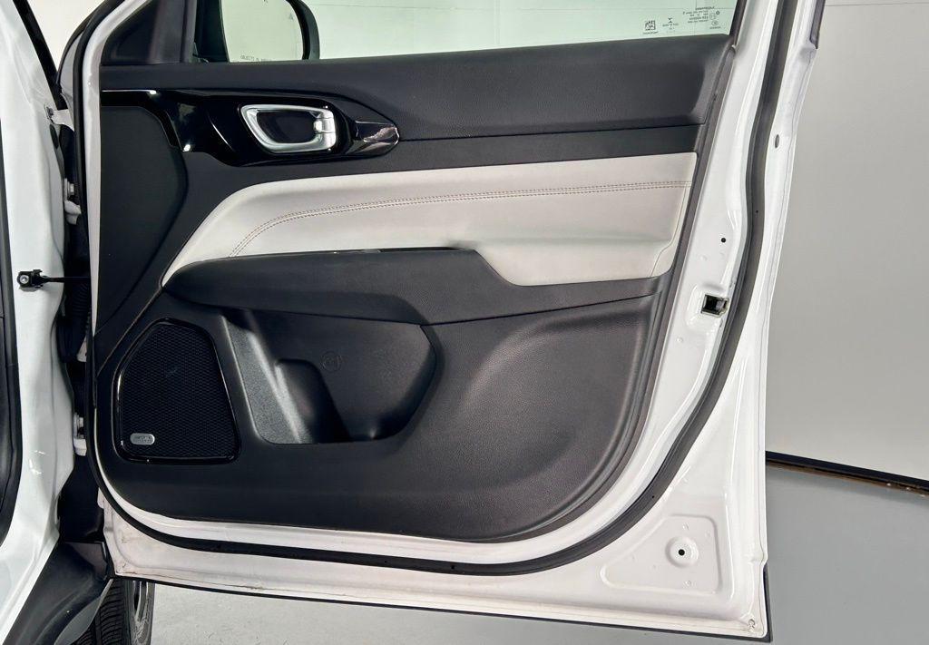 used 2022 Jeep Compass car, priced at $22,795