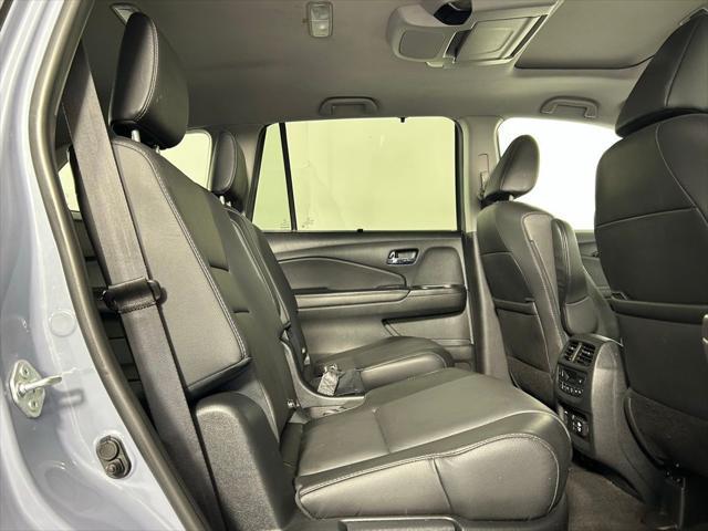 used 2022 Honda Pilot car, priced at $30,999
