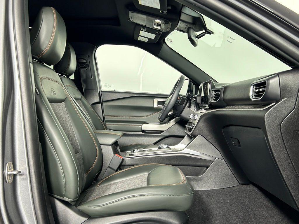 used 2023 Ford Explorer car, priced at $31,999