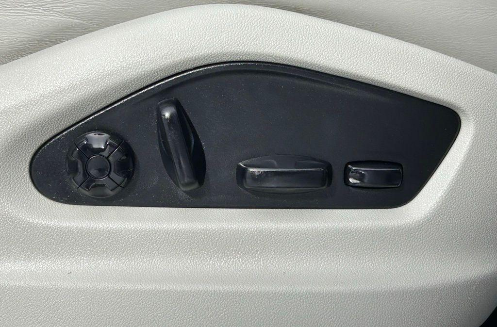 used 2023 Porsche Cayenne car, priced at $94,999