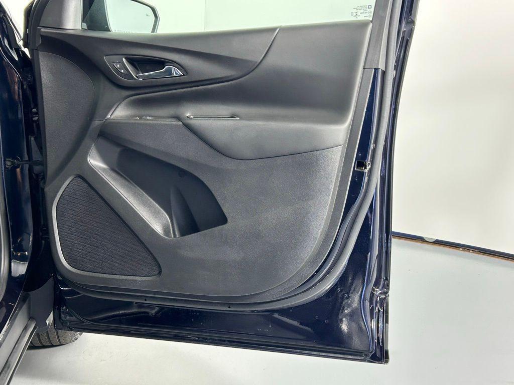 used 2021 Chevrolet Equinox car, priced at $18,999