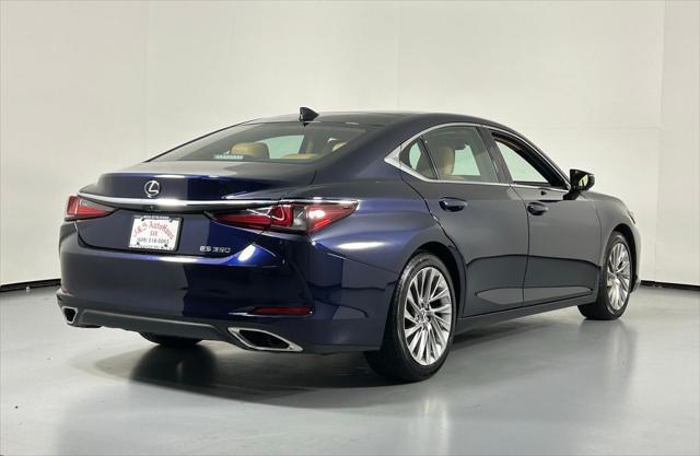 used 2022 Lexus ES 350 car, priced at $42,999