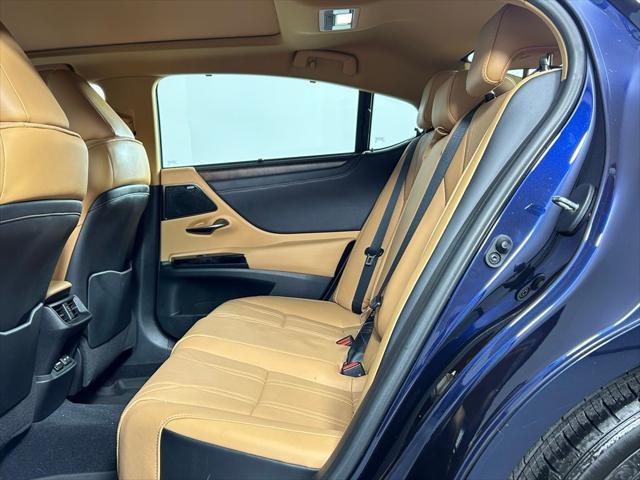 used 2022 Lexus ES 350 car, priced at $42,999