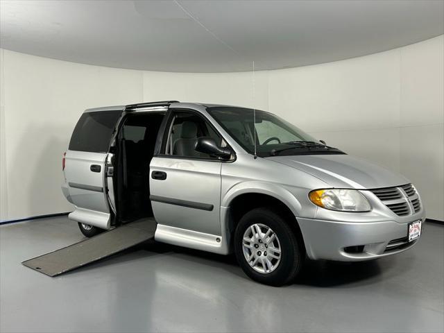 used 2007 Dodge Grand Caravan car, priced at $12,999