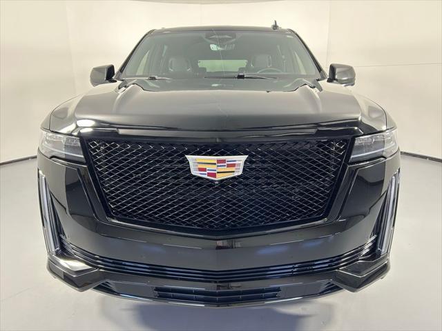 used 2022 Cadillac Escalade ESV car, priced at $76,250