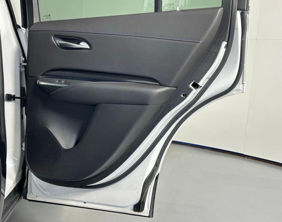 used 2024 Cadillac XT4 car, priced at $39,999