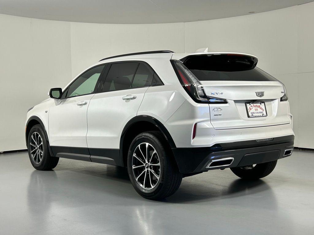 used 2024 Cadillac XT4 car, priced at $39,999