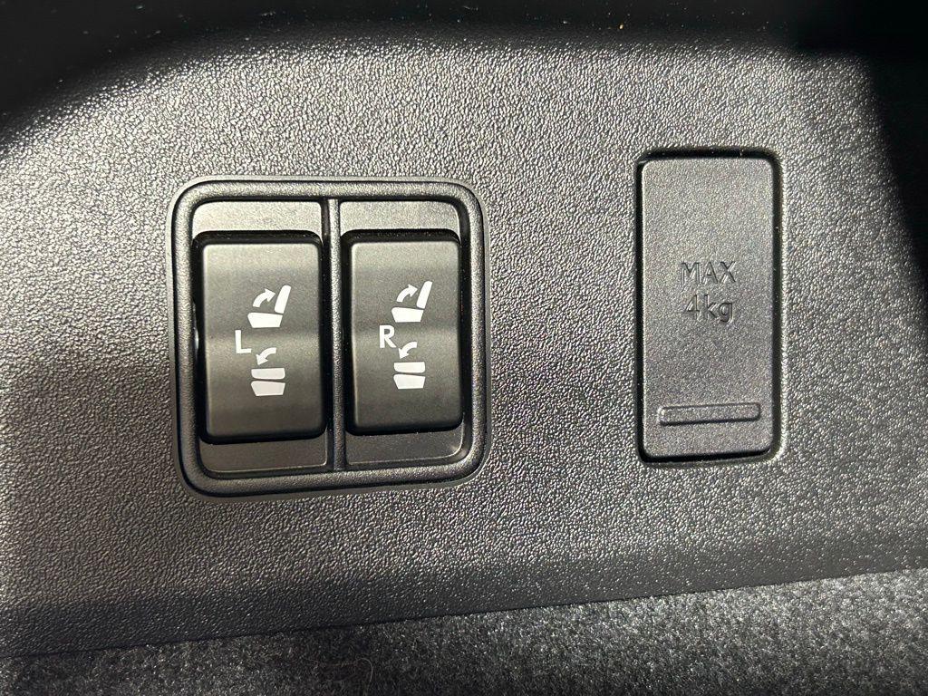 used 2022 Lexus RX 350L car, priced at $39,500