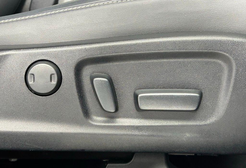 used 2022 Lexus RX 350L car, priced at $39,500