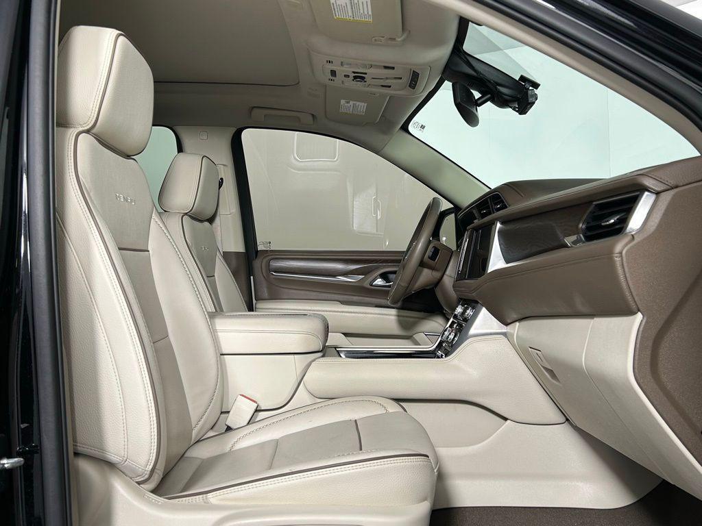 used 2021 GMC Yukon XL car, priced at $50,999