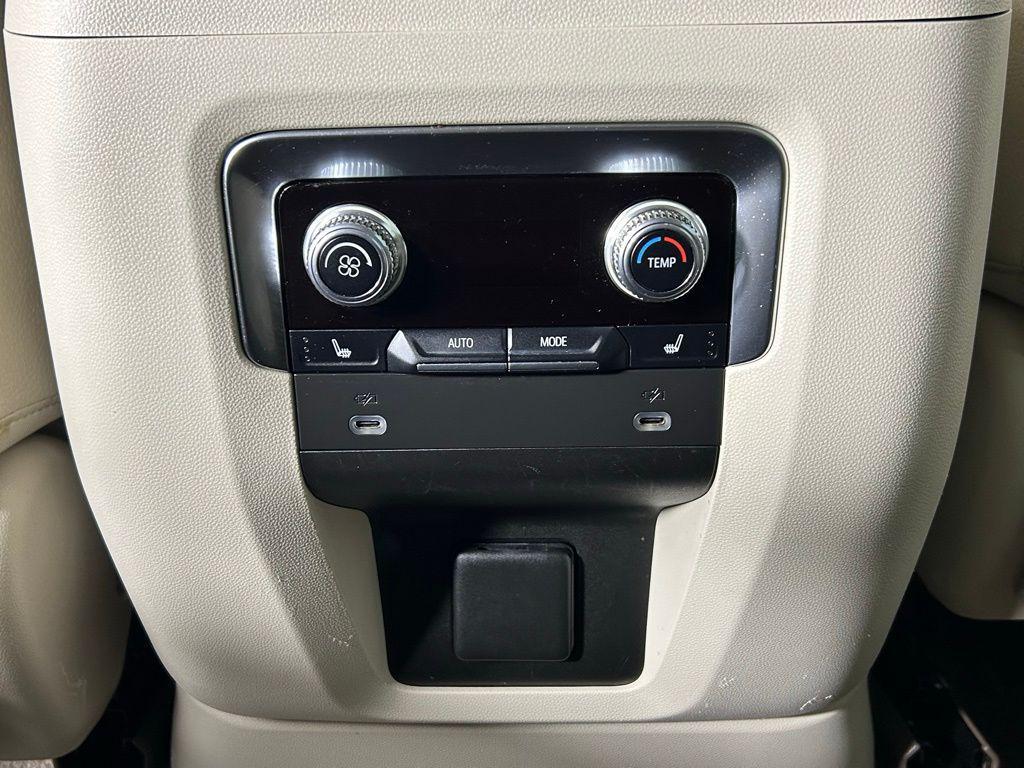 used 2021 GMC Yukon XL car, priced at $50,999