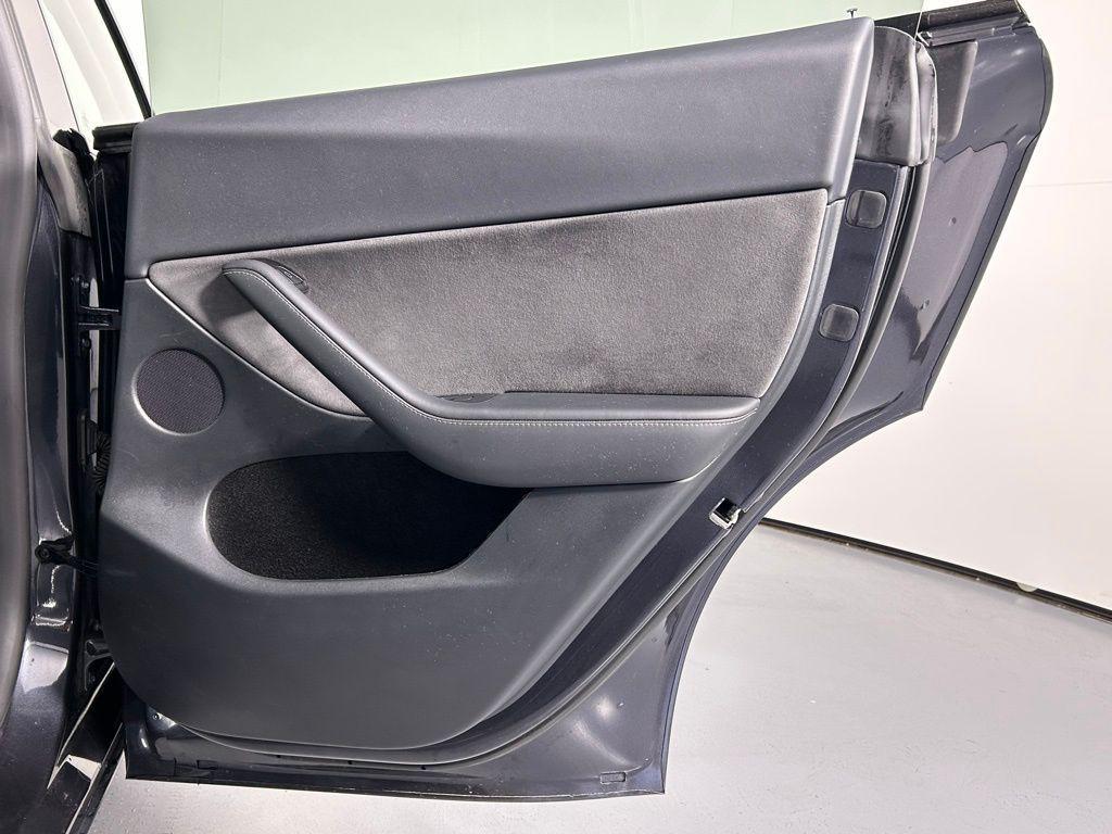 used 2024 Tesla Model Y car