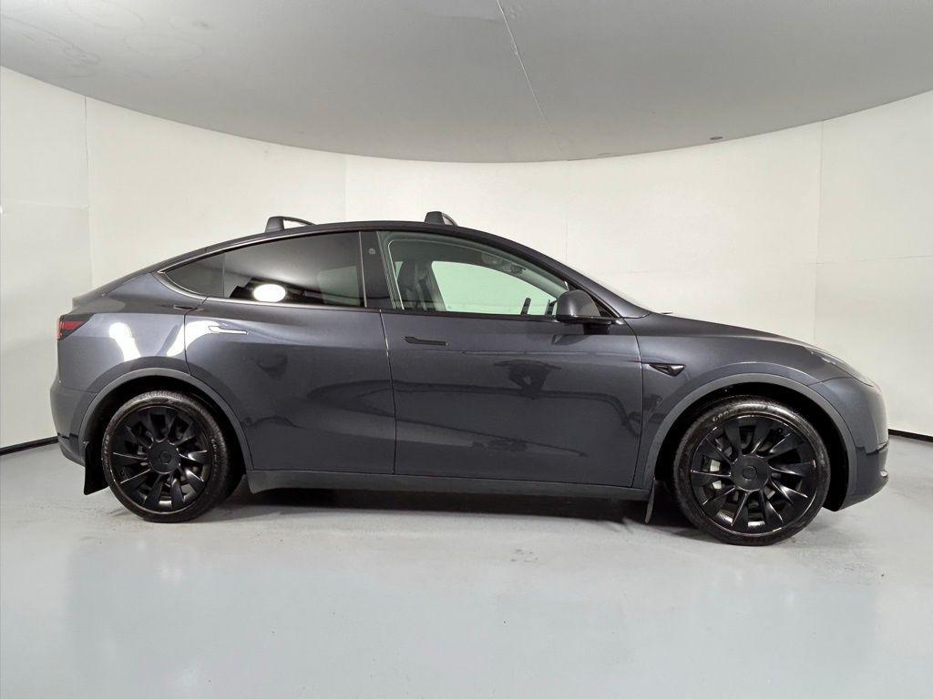 used 2024 Tesla Model Y car