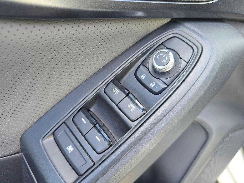 used 2023 Subaru Crosstrek car, priced at $24,239