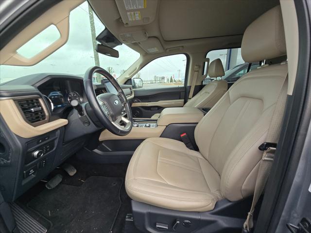 used 2022 Ford Expedition car, priced at $40,488