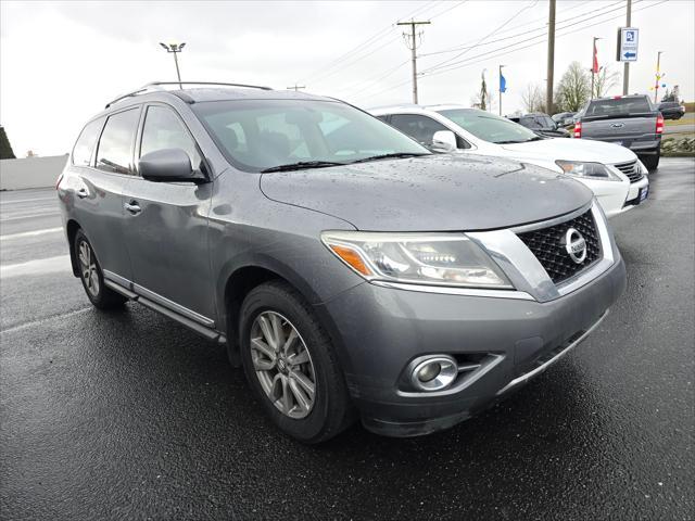 used 2015 Nissan Pathfinder car, priced at $11,998