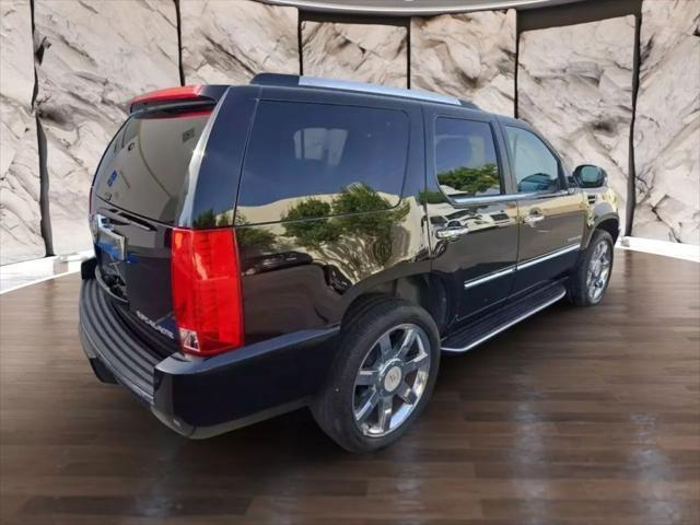 used 2013 Cadillac Escalade car, priced at $24,900
