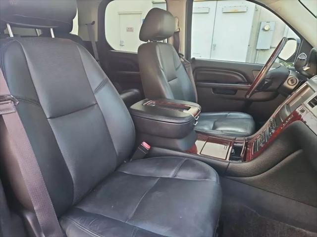 used 2013 Cadillac Escalade car, priced at $24,900