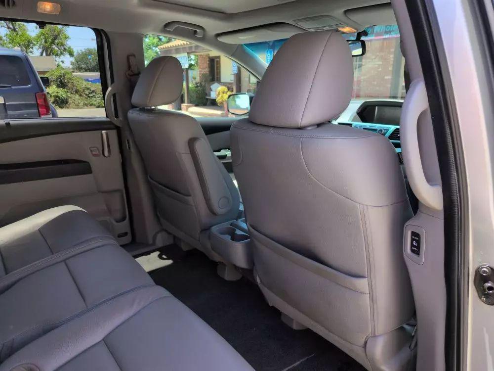 used 2011 Honda Odyssey car, priced at $14,490