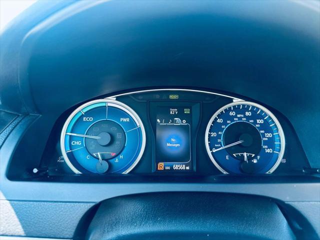 used 2015 Toyota Camry Hybrid car, priced at $16,990
