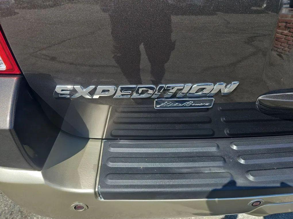 used 2006 Ford Expedition car, priced at $12,990