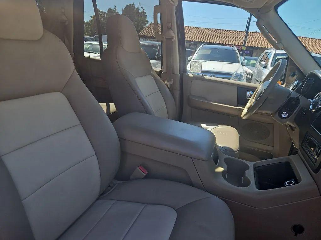 used 2006 Ford Expedition car, priced at $12,990