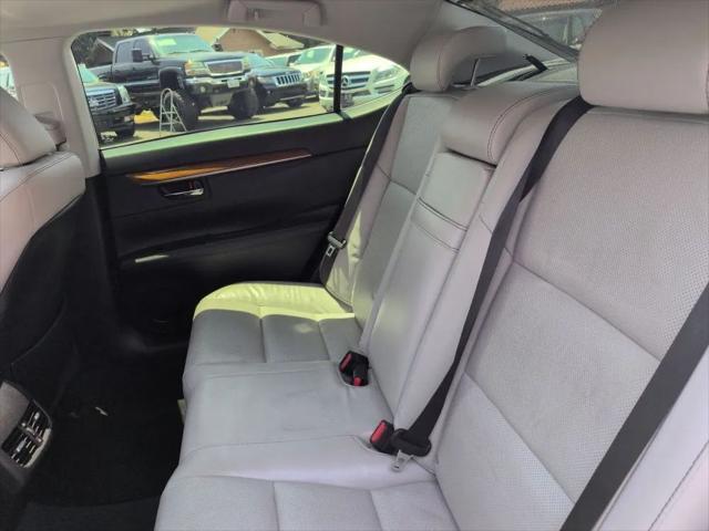 used 2015 Lexus ES 300h car, priced at $19,990