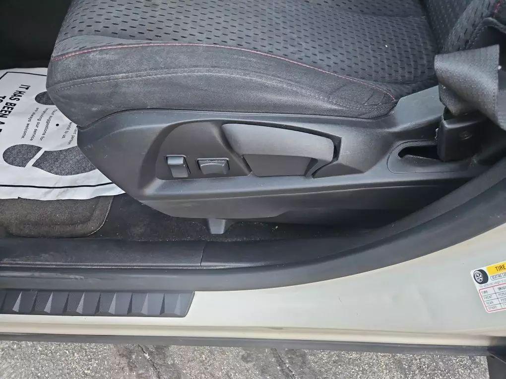 used 2013 Chevrolet Equinox car, priced at $10,990
