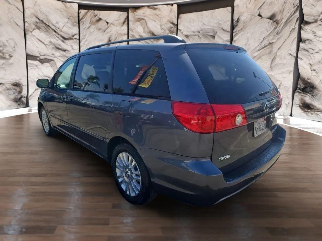 used 2007 Toyota Sienna car, priced at $10,910